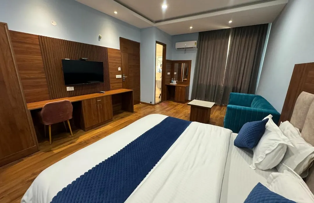 Hotel Candy Near Bestech-Iiser-Isb-Railway Station Airport Road Mohali Chandigarh-1